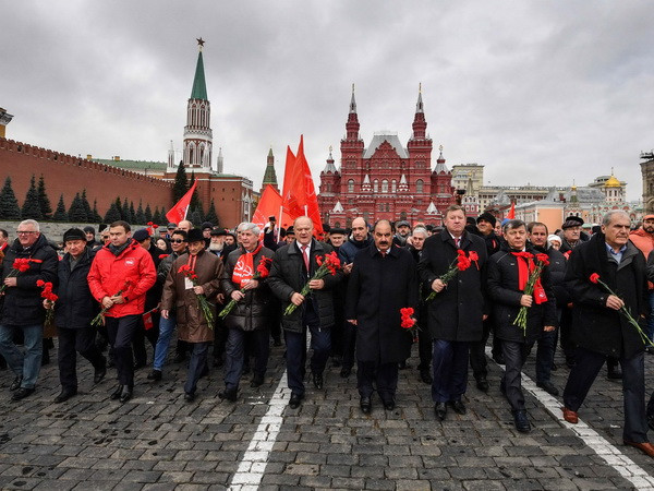 Cuộc duyệt binh lịch sử năm 1941 được tái hiện trên Quảng trường Đỏ ảnh 1