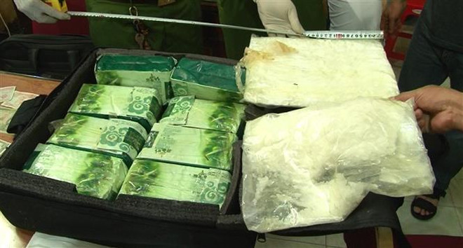 Triệt phá đường dây ma túy lớn, bắt vụ đánh bạc tiền tỷ tại Nam Định ảnh 1