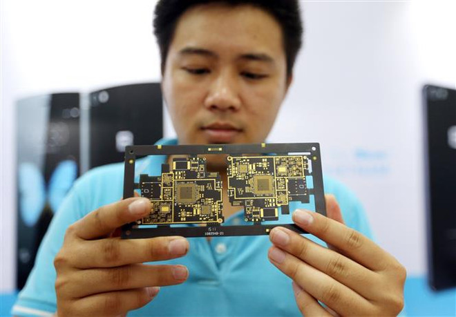 Gấp rút giải quyết tình trạng thiếu hụt nhân lực ngành bán dẫn ảnh 1