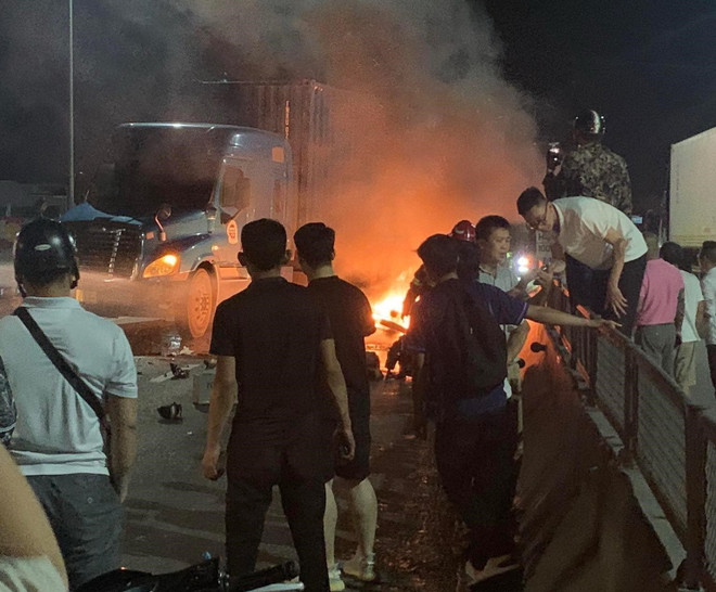 Hải Phòng: Đi vào đường cấm gây tai nạn, ba thanh niên thương vong ảnh 1