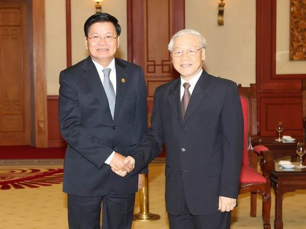 Tổng Bí thư Nguyễn Phú Trọng tiếp Thủ tướng Thongloun Sisoulith ảnh 1