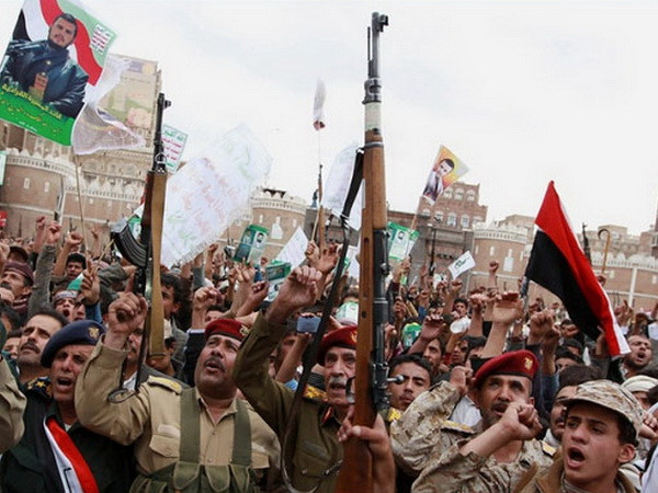 Yemen: Các phiến quân Hồi giáo Houthi tiến sâu vào Aden ảnh 1