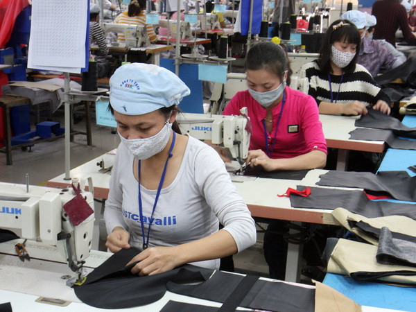 Thủ tướng chỉ thị loại bỏ rào cản để kêu gọi đầu tư ảnh 1