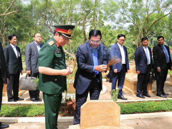 TP.HCM làm hết mình vun đắp cho tình đoàn kết với Campuchia ảnh 2