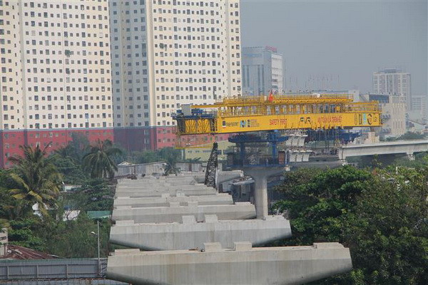Dự án metro số 1 Bến Thành-Suối Tiên: Đằng sau những ''lình xình'' ảnh 2