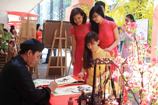 Những phong tục tập quán trong ngày Tết cổ truyền ở Việt Nam ảnh 9