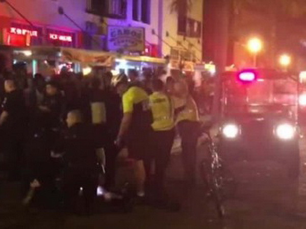 Mỹ: Nổ súng tại lễ hội đường phố ở Florida, 5 người thương vong ảnh 1