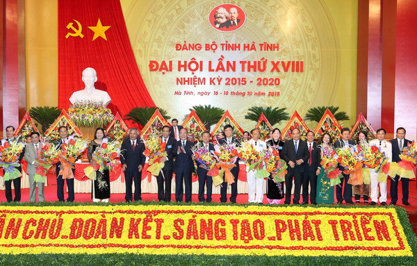 Ông Lê Đình Sơn được bầu giữ chức Bí thư Tỉnh ủy Hà Tĩnh ảnh 1