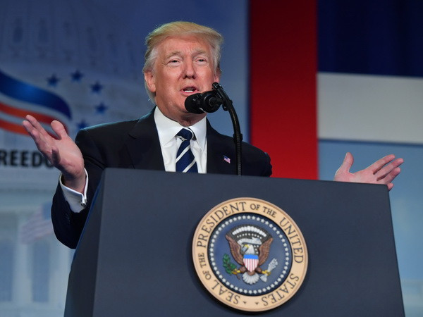 Tổng thống Mỹ có thể dùng vấn đề Triều Tiên để "đánh lạc hướng" ảnh 1