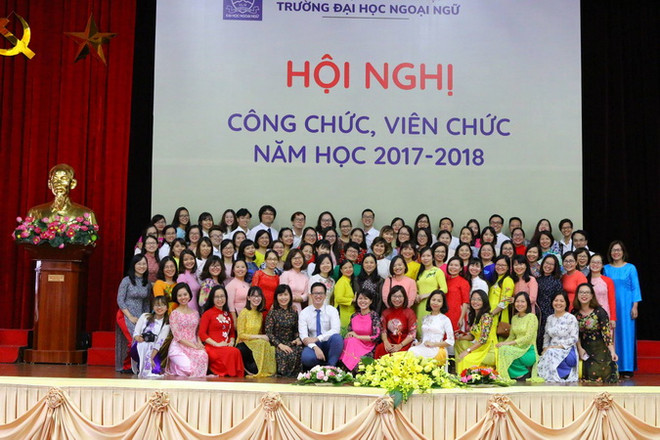 Kỷ niệm 60 năm thành lập Khoa Anh văn thuộc Đại học Quốc gia Hà Nội ảnh 1