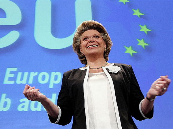 Phó Chủ tịch Ủy ban châu Âu bị mất cắp tại London ảnh 1