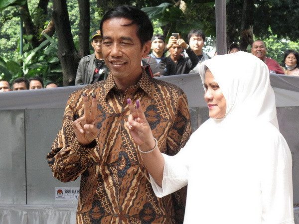 Indonesia: Đảng của ứng cử viên Widodo tuyên bố thắng cử ảnh 1