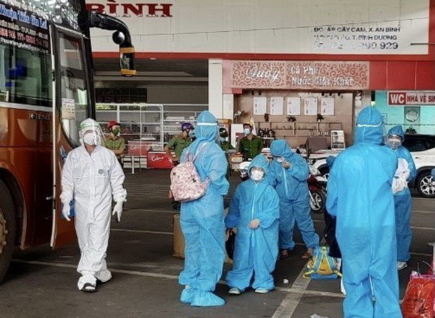 Gia Lai đón phụ nữ mang thai và trẻ em từ vùng dịch về địa phương ảnh 1