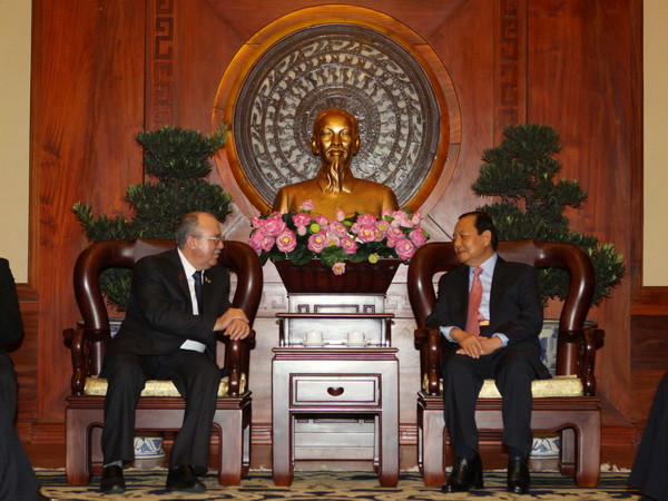 Lãnh đạo TP.HCM tiếp Viện trưởng Viện kiểm sát tối cao Cuba ảnh 1