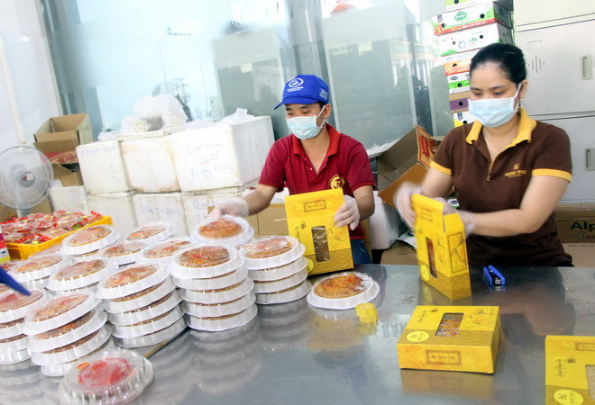 T​P.HCM tăng cường kiểm tra các cơ sở thực phẩm dịp Trung thu ảnh 1