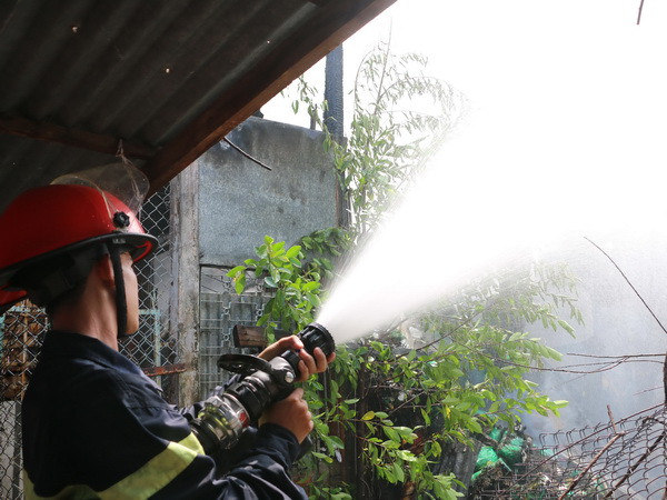 Cháy tòa nhà văn phòng của Bộ Nông nghiệp và Phát triển nông thôn ảnh 1