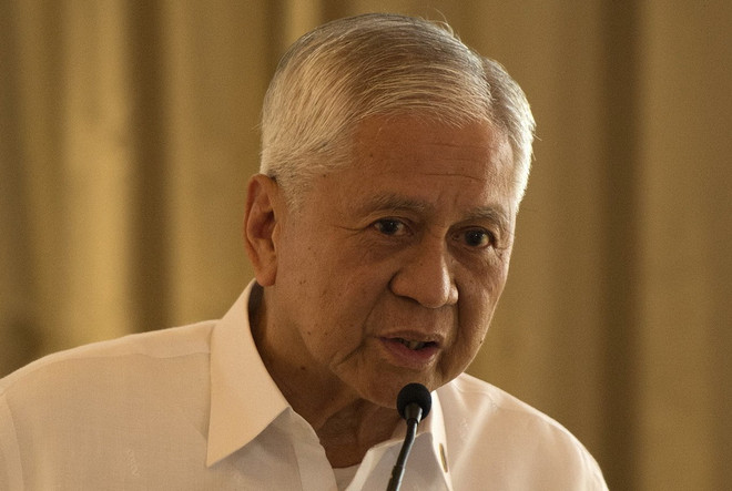 Tổng thống Philippines chấp nhận đơn từ chức của Ngoại trưởng ảnh 1