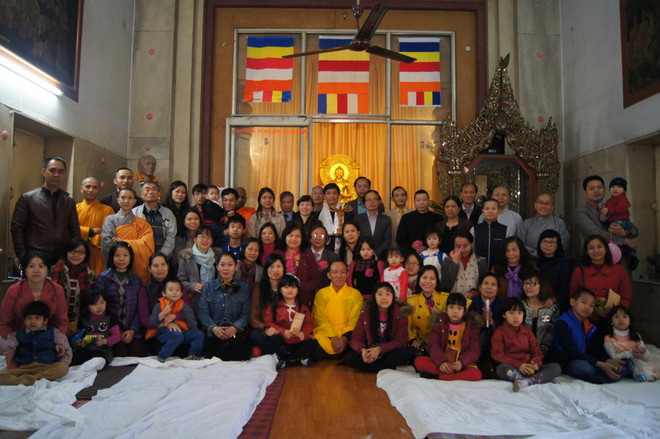 Cầu an đầu Xuân là nét văn hóa đẹp của người Việt tại Ấn Độ ảnh 1