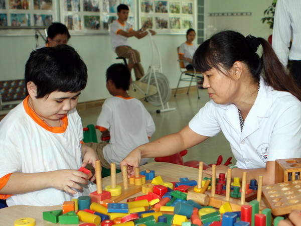 Trẻ nhiễm chất dioxin có nguy cơ cao mắc bệnh tự kỷ ảnh 1