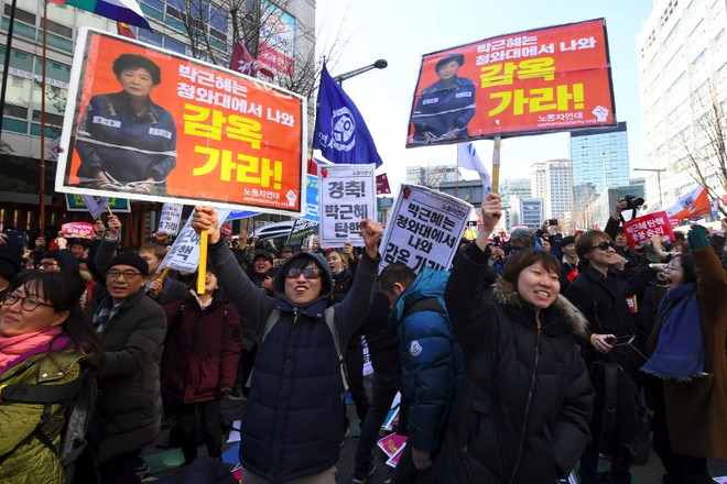 Hàn Quốc họp khẩn về ảnh hưởng kinh tế sau khi tổng thống bị phế truất ảnh 1
