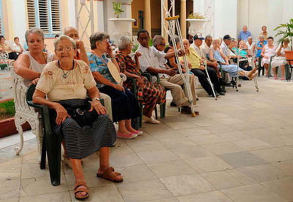 Già hóa dân số - thách thức lớn về kinh tế xã hội đối với Cuba ảnh 1