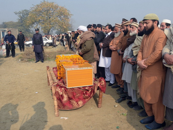 Mỹ hối thúc Pakistan mạnh tay đối phó với các phần tử cực đoan ảnh 1