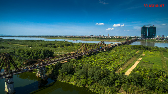 [Drone Photo] Hà Nội và cây cầu "bất tử" trong lòng người Thủ đô ảnh 1
