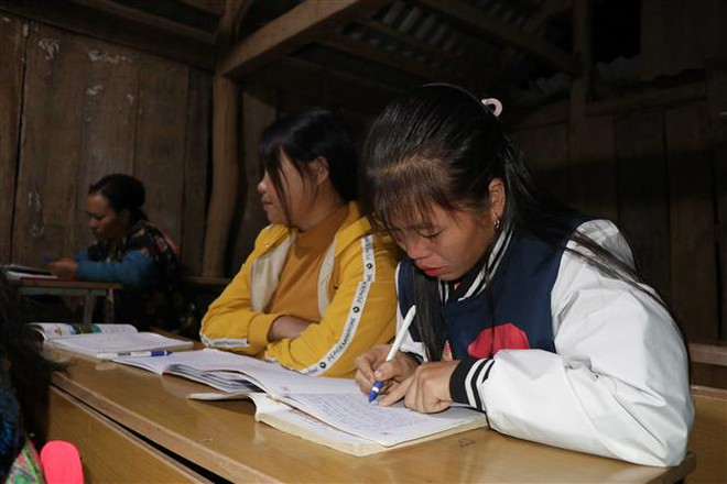 Những giáo viên cắm bản nơi biên cương xa xôi của Sơn La ảnh 2