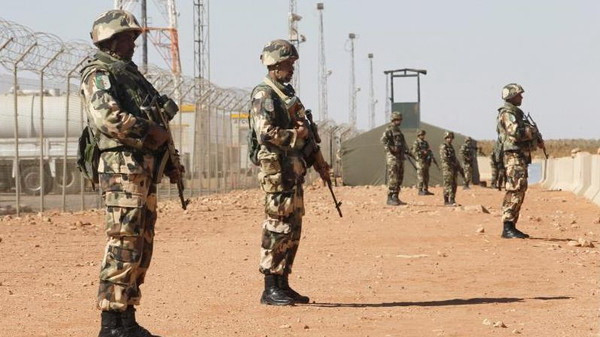 Quân đội Algeria bắt giữ và tiêu diệt gần 40 phần tử khủng bố ảnh 1