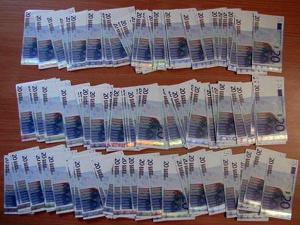 90% tiền euro giả của thế giới được làm ở thành phố Napoli ảnh 1