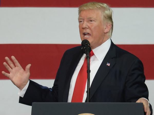 Tổng thống Donald Trump nỗ lực cải cách bộ luật thuế của Mỹ ảnh 1