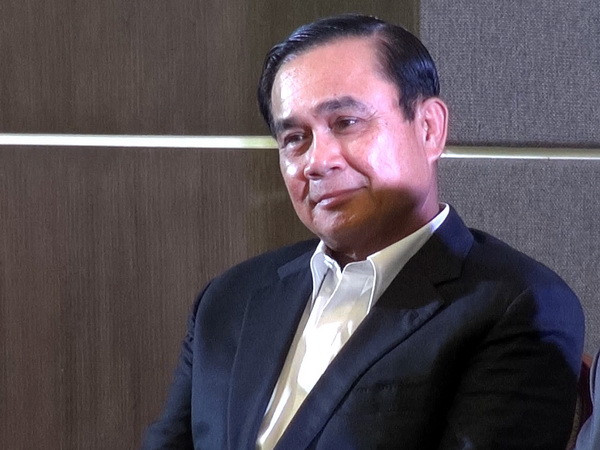 Ông Suthep phải trông chờ vào cách mạng đường phố? ảnh 2