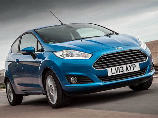 Anh: Doanh số bán xe ôtô đạt mức cao kỷ lục trong 10 năm qua ảnh 1