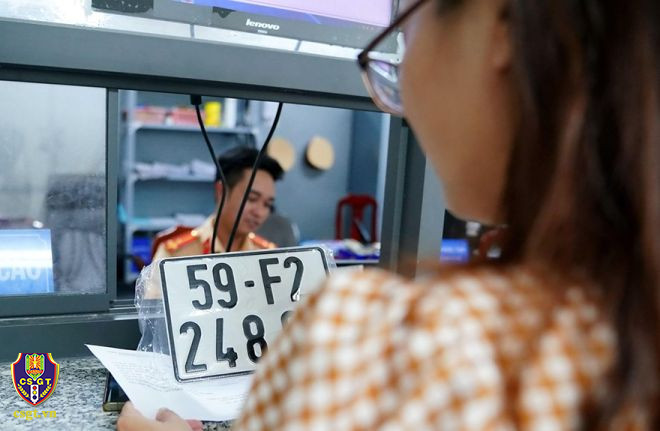 Đấu giá thành công 11 biển số xe ôtô với tổng số tiền trên 82 tỷ đồng ảnh 1