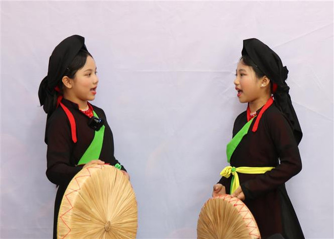 Đến xã Hoàn Sơn thăm nơi ươm mầm tài năng Quan họ nhí ảnh 4