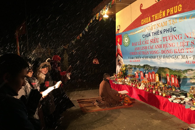 Lễ cầu siêu cho các liệt sỹ hy sinh ở đảo Gạc Ma tại Ba Lan ảnh 1