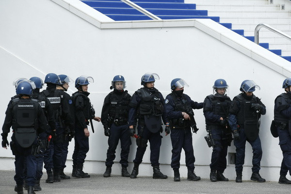 Tình báo Đức: Nguy cơ khủng bố tại EURO 2016 là có thực ảnh 1