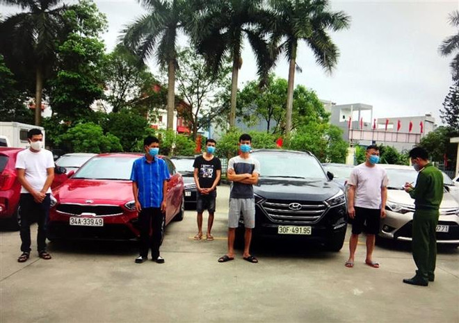 Hải Dương: Tạm giữ hình sự 14 đối tượng đánh bạc với số tiền lớn ảnh 1