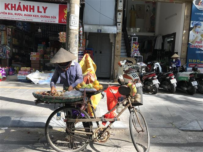 Các khu vực trên cả nước ngày nắng, chiều, tối có mưa dông. (Ảnh: Kim Thu/TTXVN) Các khu vực trên cả nước ngày nắng, chiều, tối có mưa dông ảnh 1