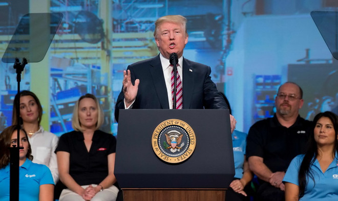 Tổng thống Mỹ tiến hành bước đi đầu tiên hướng tới bãi bỏ Obamacare ảnh 1