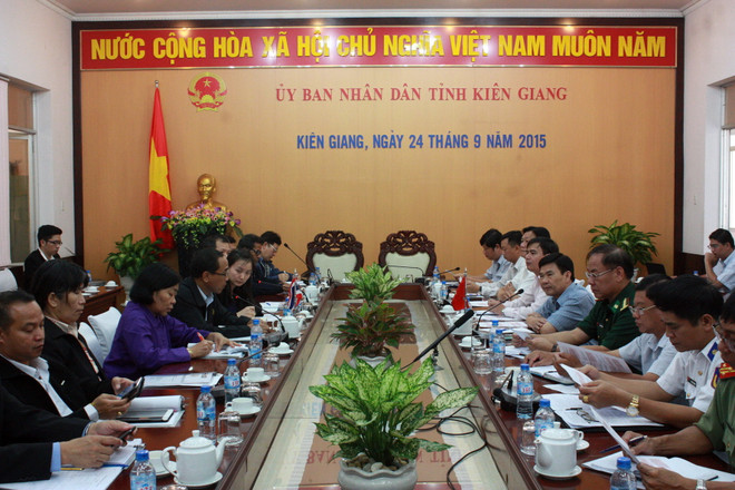 Việt-Thái phối hợp giám sát khai thác thủy sản trên biển ảnh 1