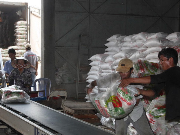 Việt Nam trúng thầu cung cấp 150.000 tấn gạo cho Philippines ảnh 1