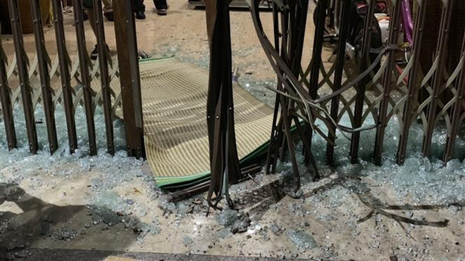 Lào Cai: Khởi tố đối tượng hủy hoại tài sản bằng thuốc nổ tự chế ảnh 2