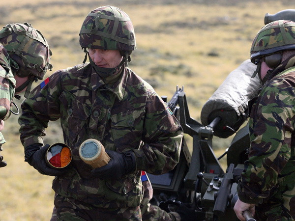 Anh diễn tập quân sự tại quần đảo tranh chấp với Argentina ảnh 1