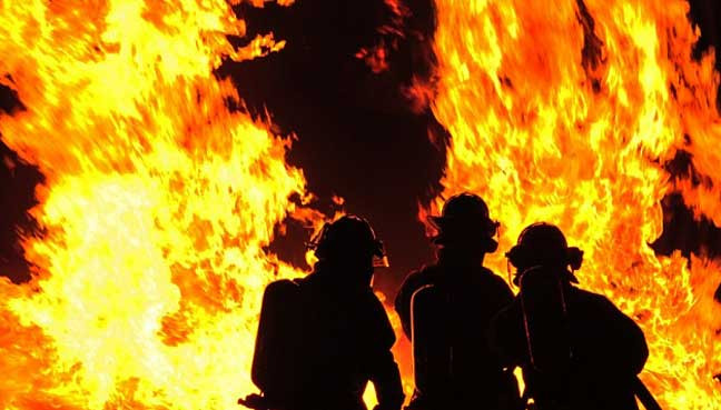 Trung Quốc: Nhiều khả năng vụ cháy quán karaoke là do phóng hỏa ảnh 1