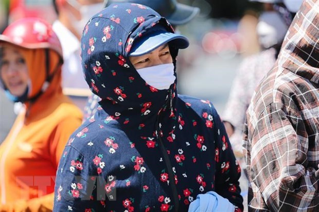 Chỉ số tia cực tím ở các thành phố miền Bắc và Trung đạt mức rất cao ảnh 1