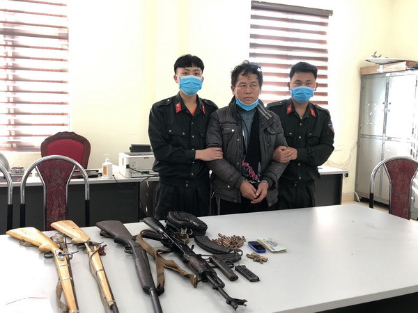 Sơn La: Bắt đối tượng truy nã đặc biệt nguy hiểm, thu nhiều súng, đạn ảnh 1
