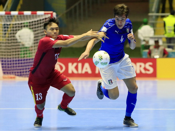 HLV Garcia chỉ ra chìa khóa chiến thắng của futsal Việt Nam ảnh 1