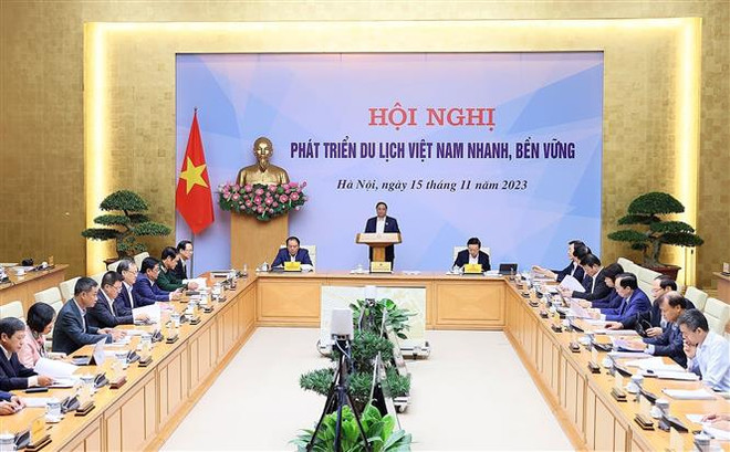 Thủ tướng Phạm Minh Chính chủ trì hội nghị. (Ảnh: Dương Giang/TTXVN) ttxvn_1511_pham minh chinh (2).jpg