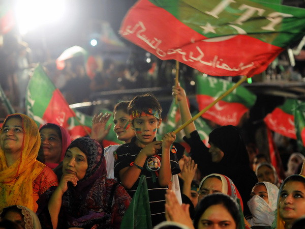 Pakistan: Hơn 300 người thương vong do đụng độ trong biểu tình ảnh 1